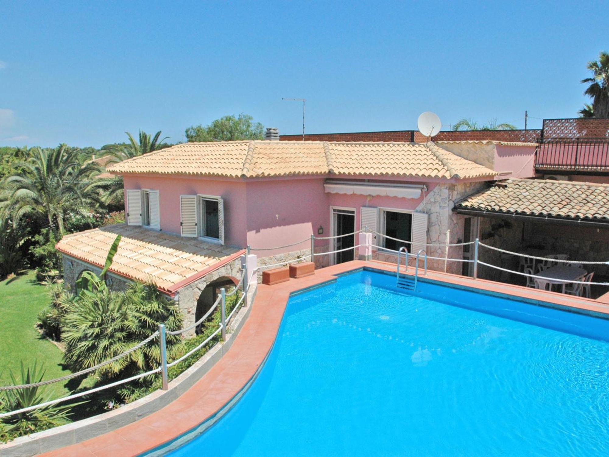 Eleonora By Interhome *