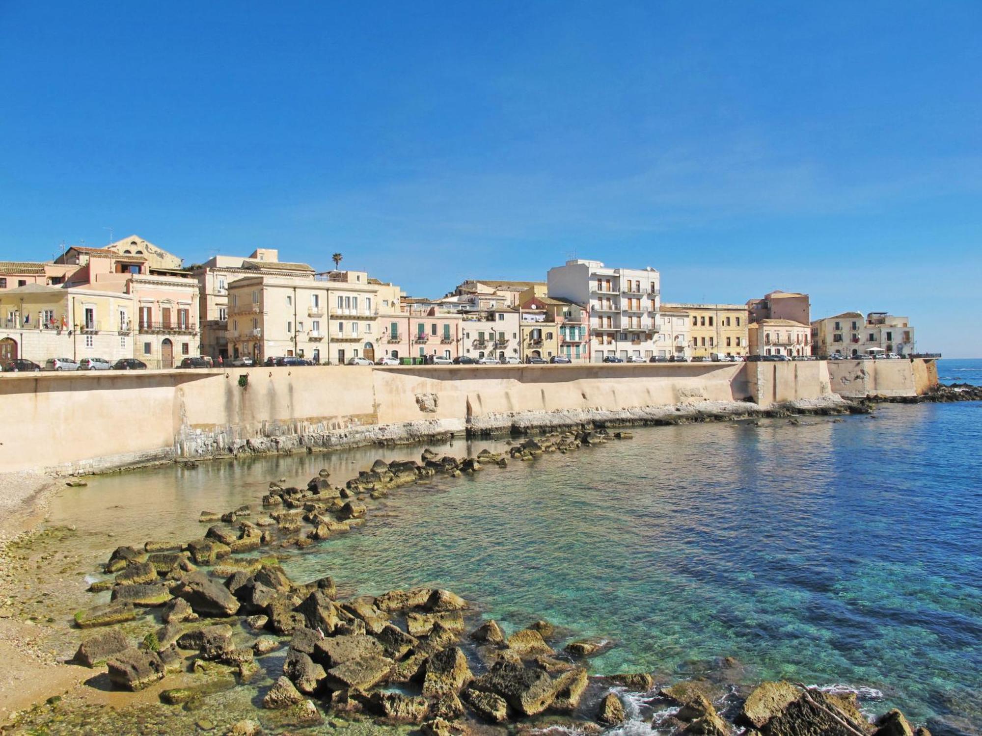 Eleonora By Interhome Pousada Syracuse